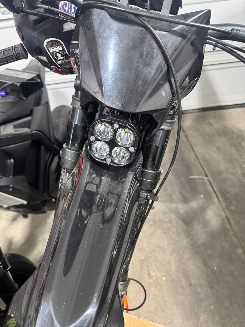 Nova 5/Nova 5 Pro Squadron Light